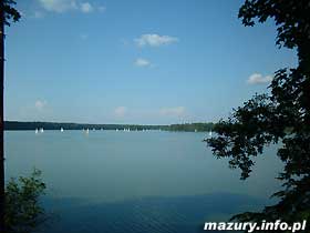 Jezioro Nidzkie - widok od strony le�nicz�wki