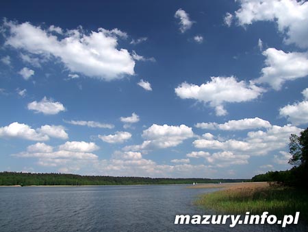 Jezioro Nidzkie - widok od strony le�nicz�wki