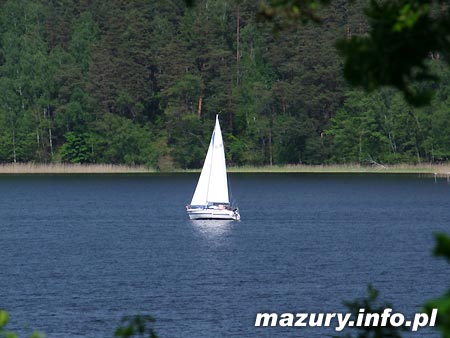 Jezioro Nidzkie - widok od strony le�nicz�wki